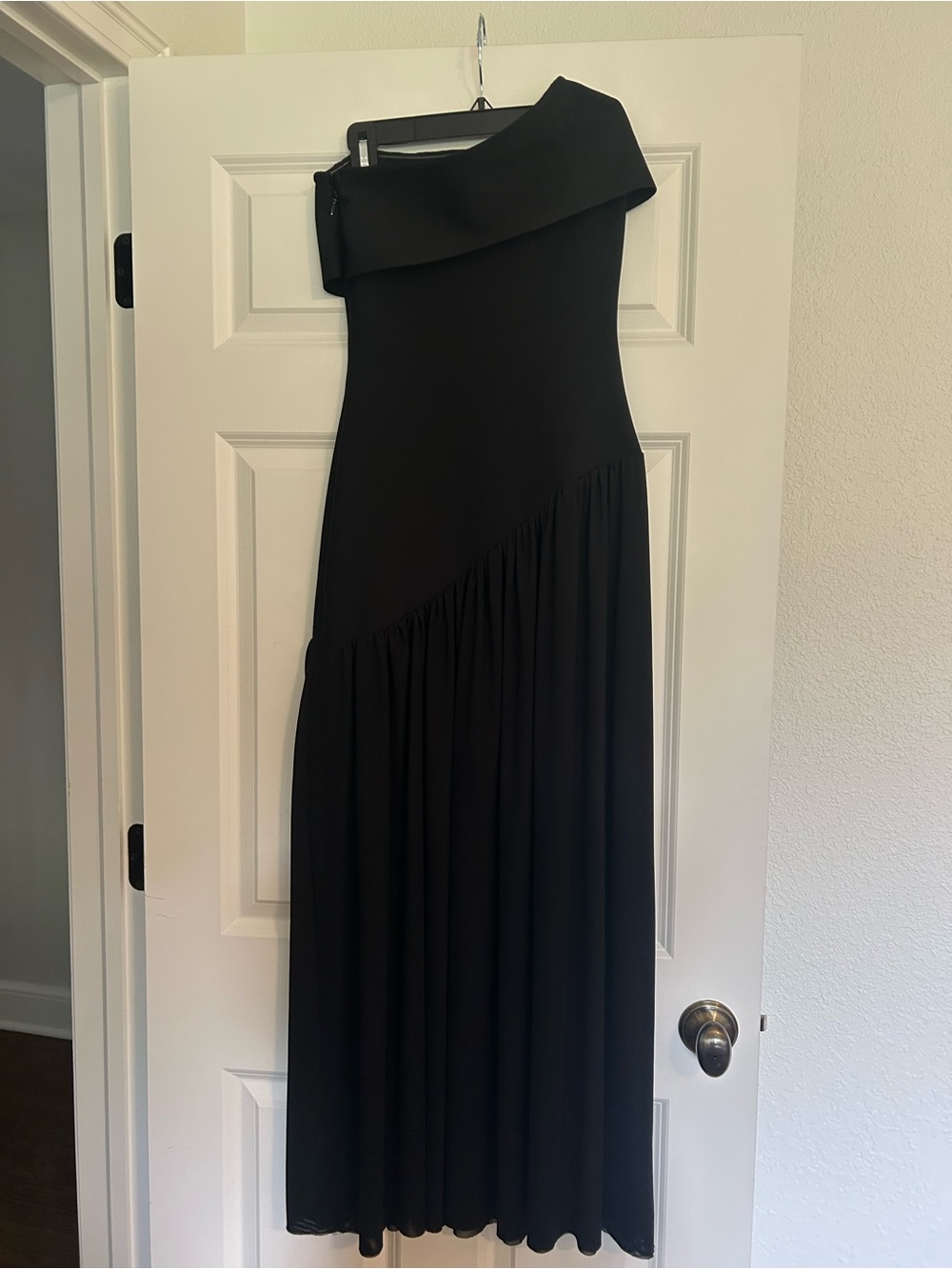 Elliatt Black XS Dress with Clean Logo Tag